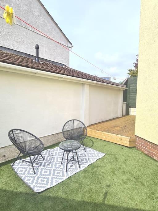 Cosy Self Contained Annexe Apartment โบดมิน ภายนอก รูปภาพ